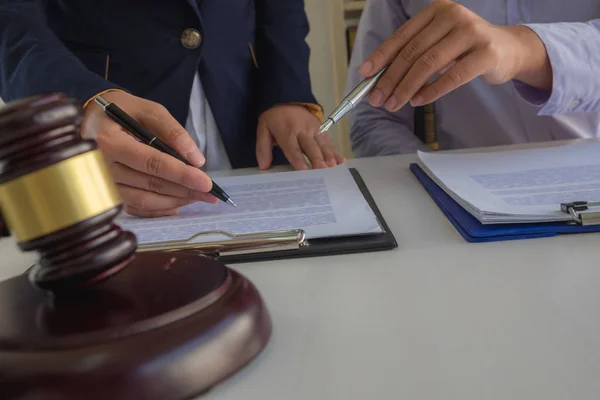 Problemas con un contrato incumplido: cómo protegerse legalmente sin perder la cabeza 4 incumplimiento