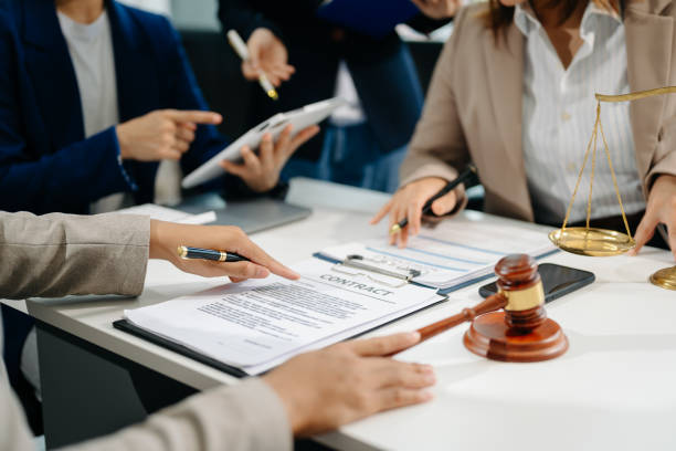 Defensa legal en Medellín: ¿Cómo manejar un caso penal con la ayuda de Sejuin Abogados? 1 abogados en temas laborales