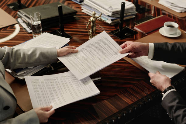 abogado para contrato